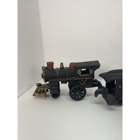 Vintage Cast Iron Steam Locomotive Train Set - Picture 2 of 7